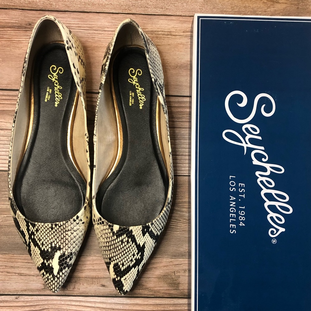 Seychelles Python Print Black & White Pointy Flats